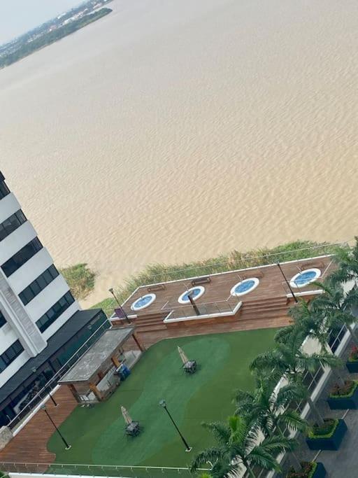 Bellini Luxury - Puerto Santa Ana Διαμέρισμα Γκουαγιακίλ Εξωτερικό φωτογραφία